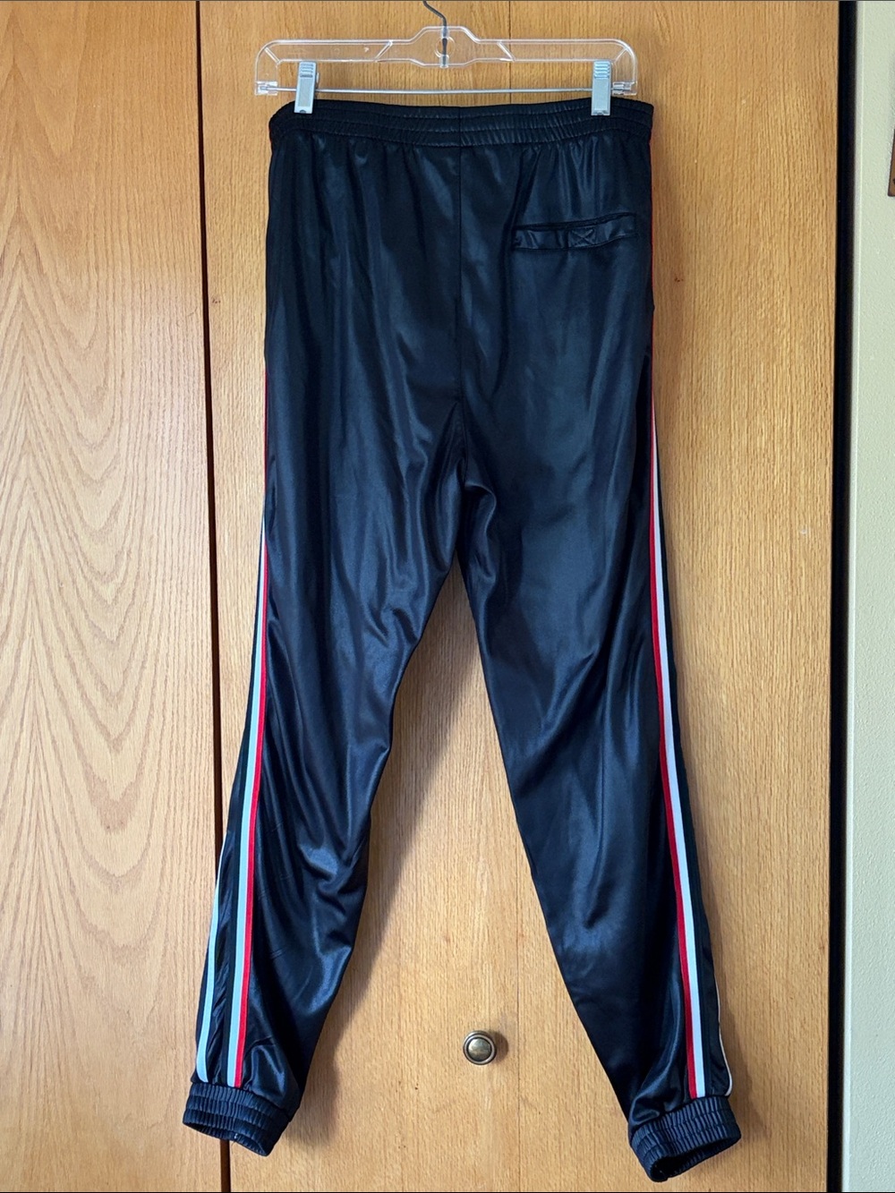 G-Net silky black L men athletic jogger pants 3 pockets red white side stripe